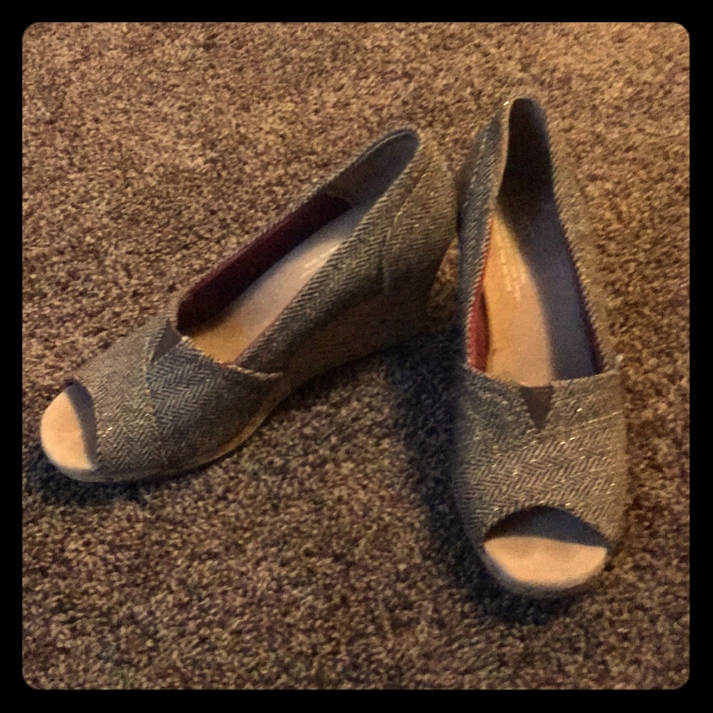 Toms wedges